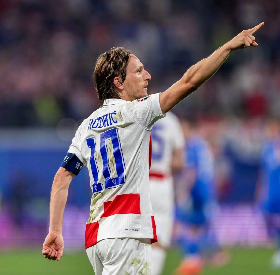 天生赢家，魔术师已以不同身份斩获包括篮球、足球和棒球共18座冠军