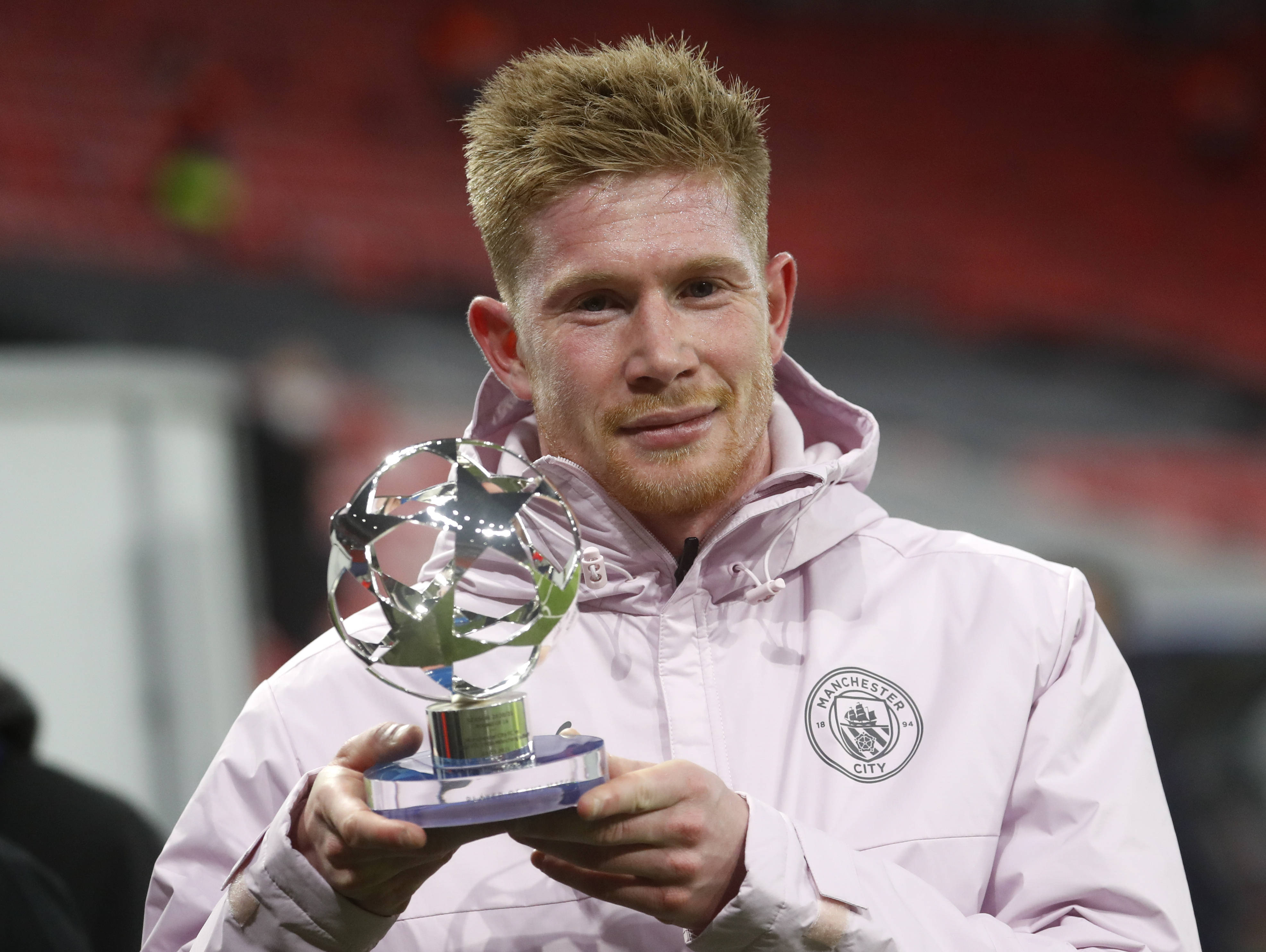 热度拉满！记者：斯洛文尼亚球迷现场观战为东契奇助威