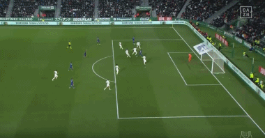 边锋赛后晒伤痕，网友称其太拼了